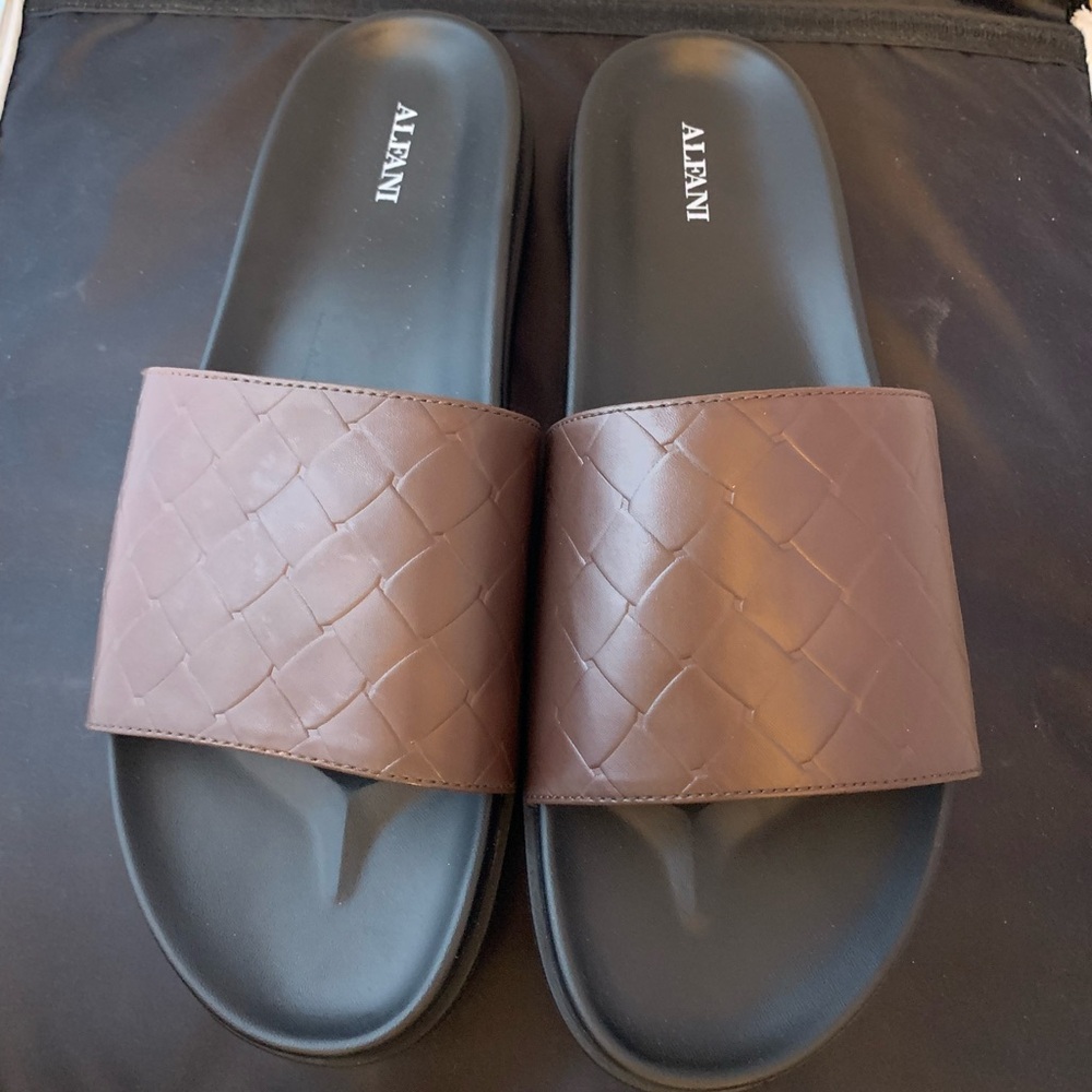 Alfani Atlas Brown Slide Sandals Men’s Size 13 New With Box